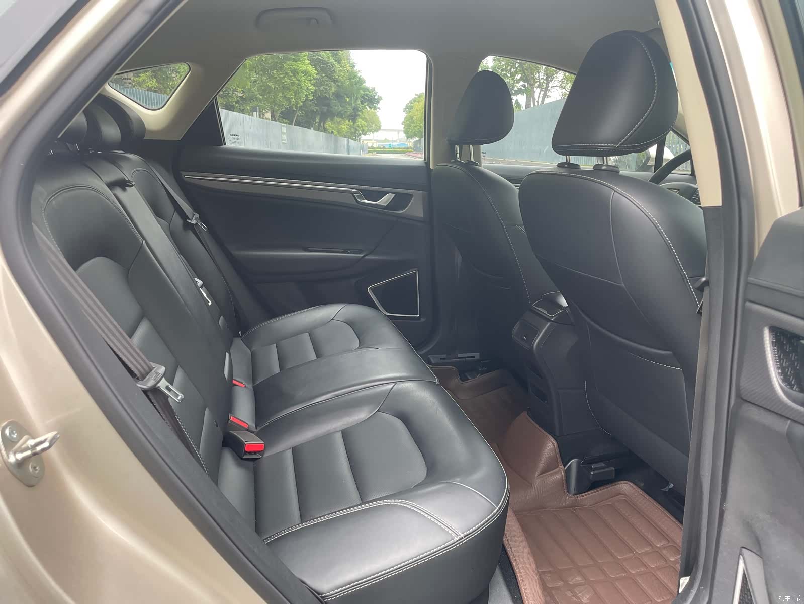 Geely Emgrand, 2018 16