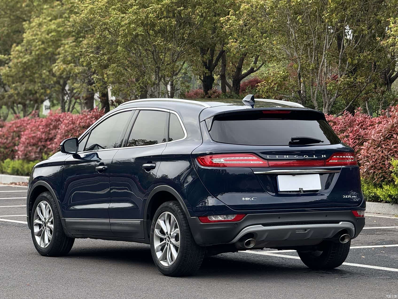 Lincoln MKC, 2020 4