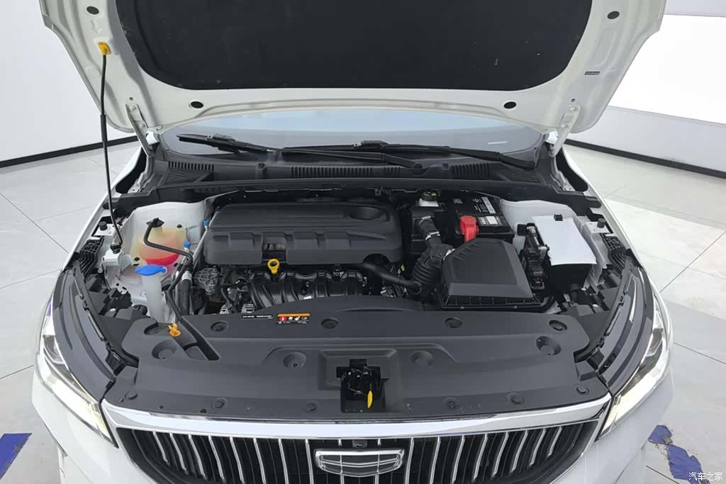Geely Emgrand, 2022 10