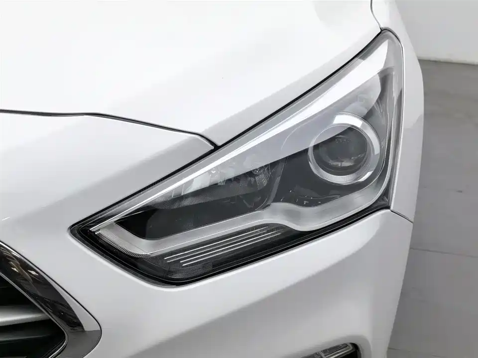 Hyundai Name picture