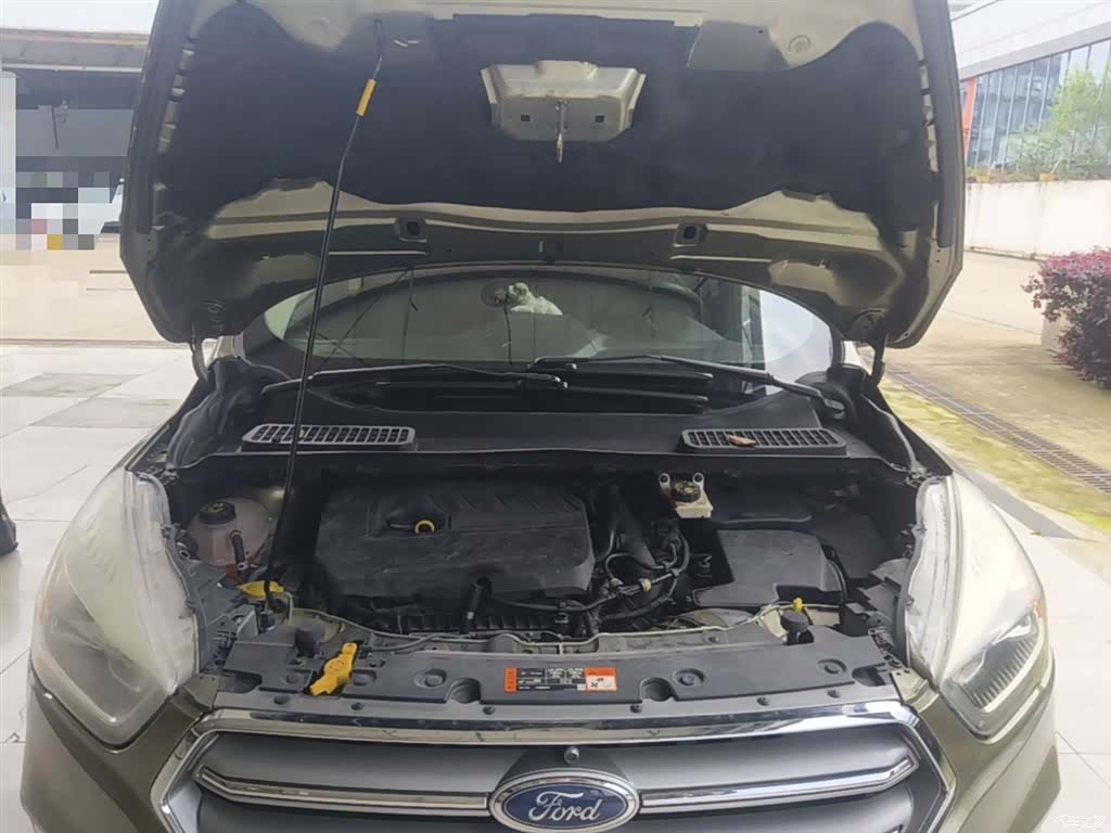 Ford Kuga, 2017 20