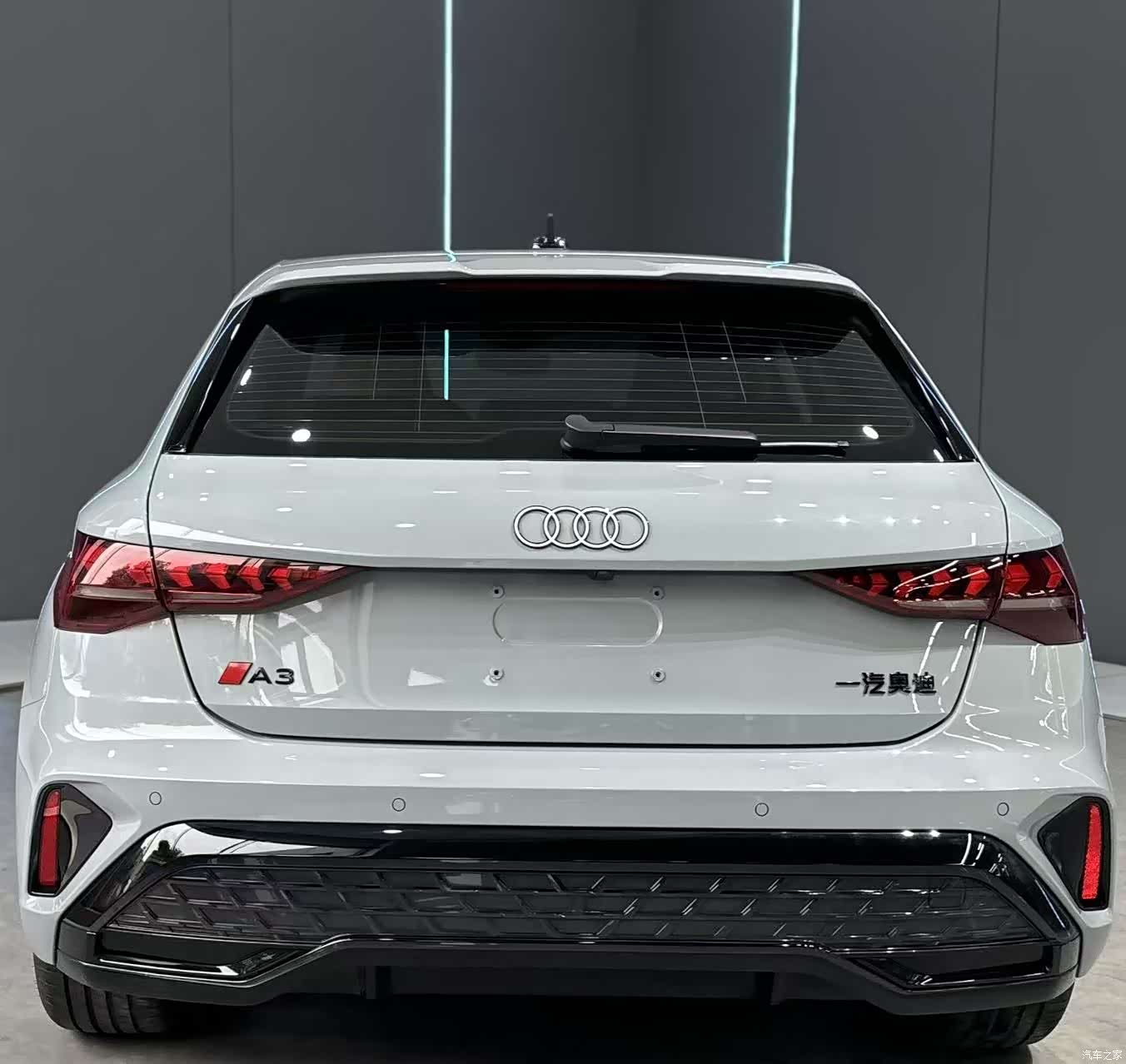 Audi Flying Spur, 2025 7