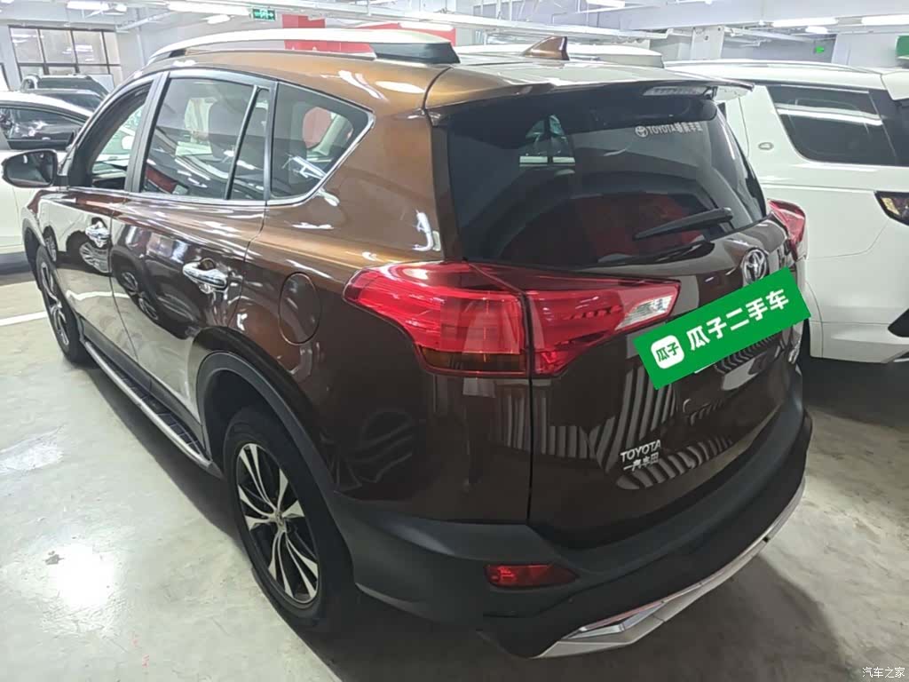 Toyota RAV4, 2016 все фото