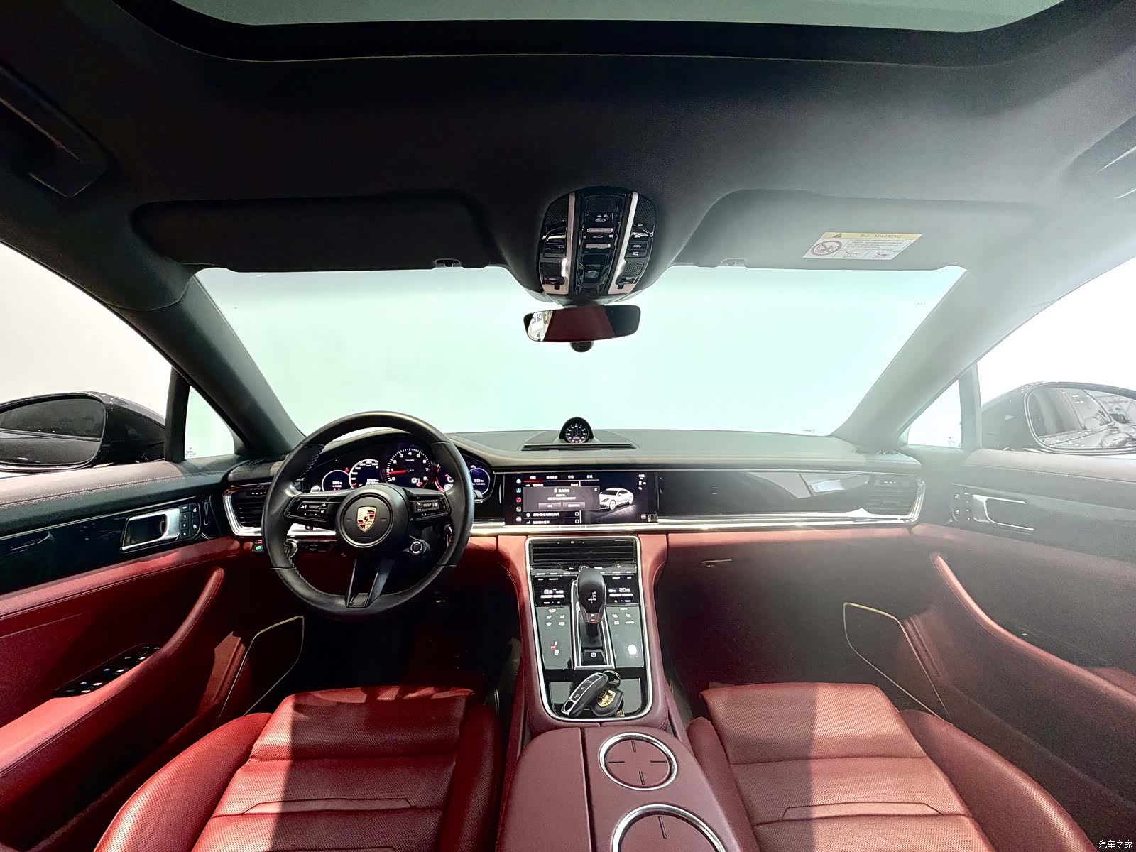 Porsche Panamera, 2023 15