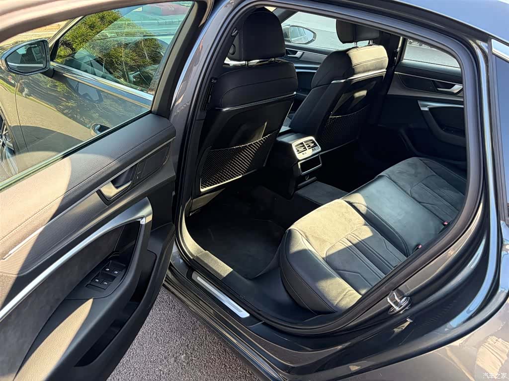 Audi A6L, 2019 14