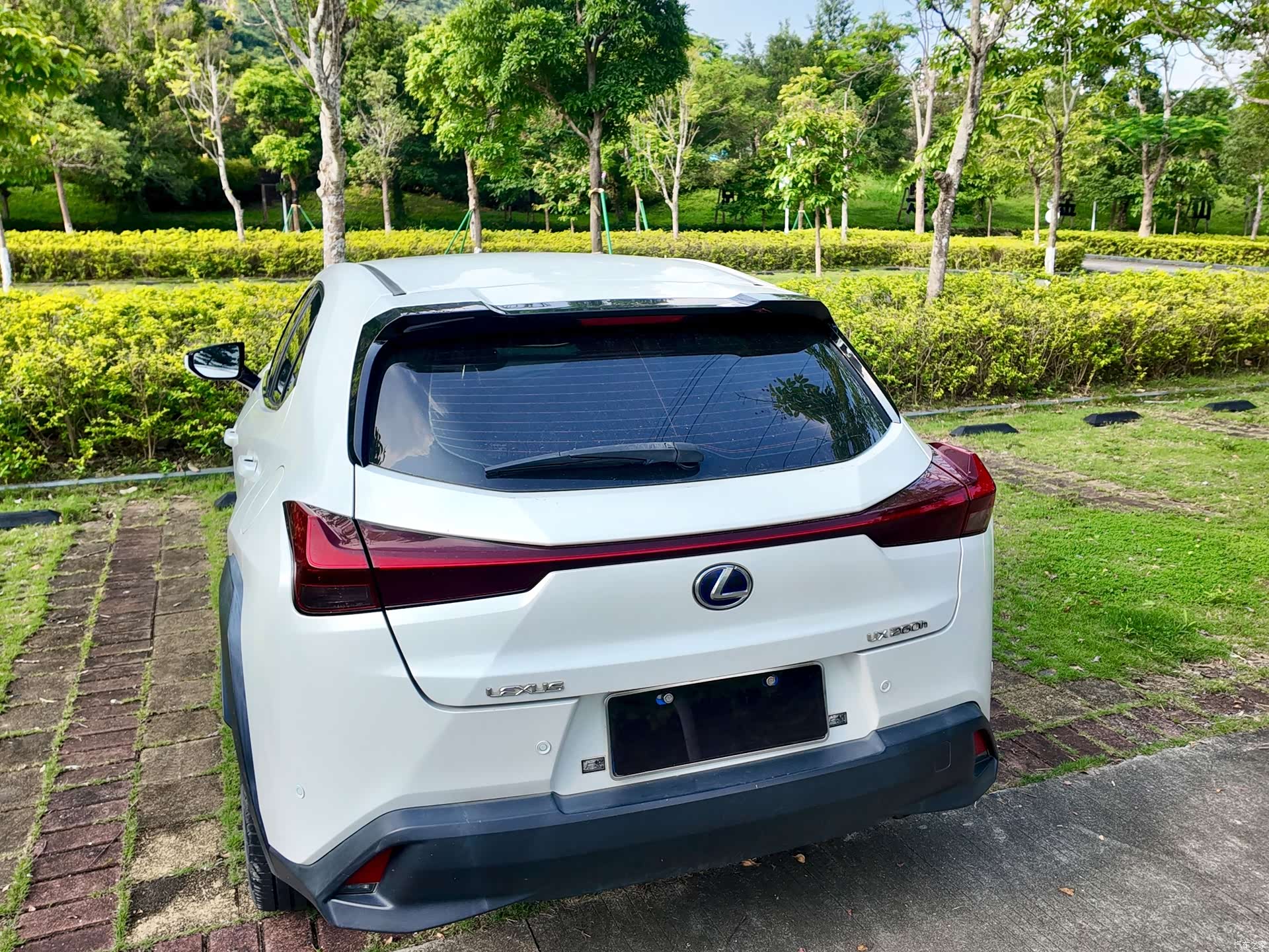 Lexus UX, 2019 17