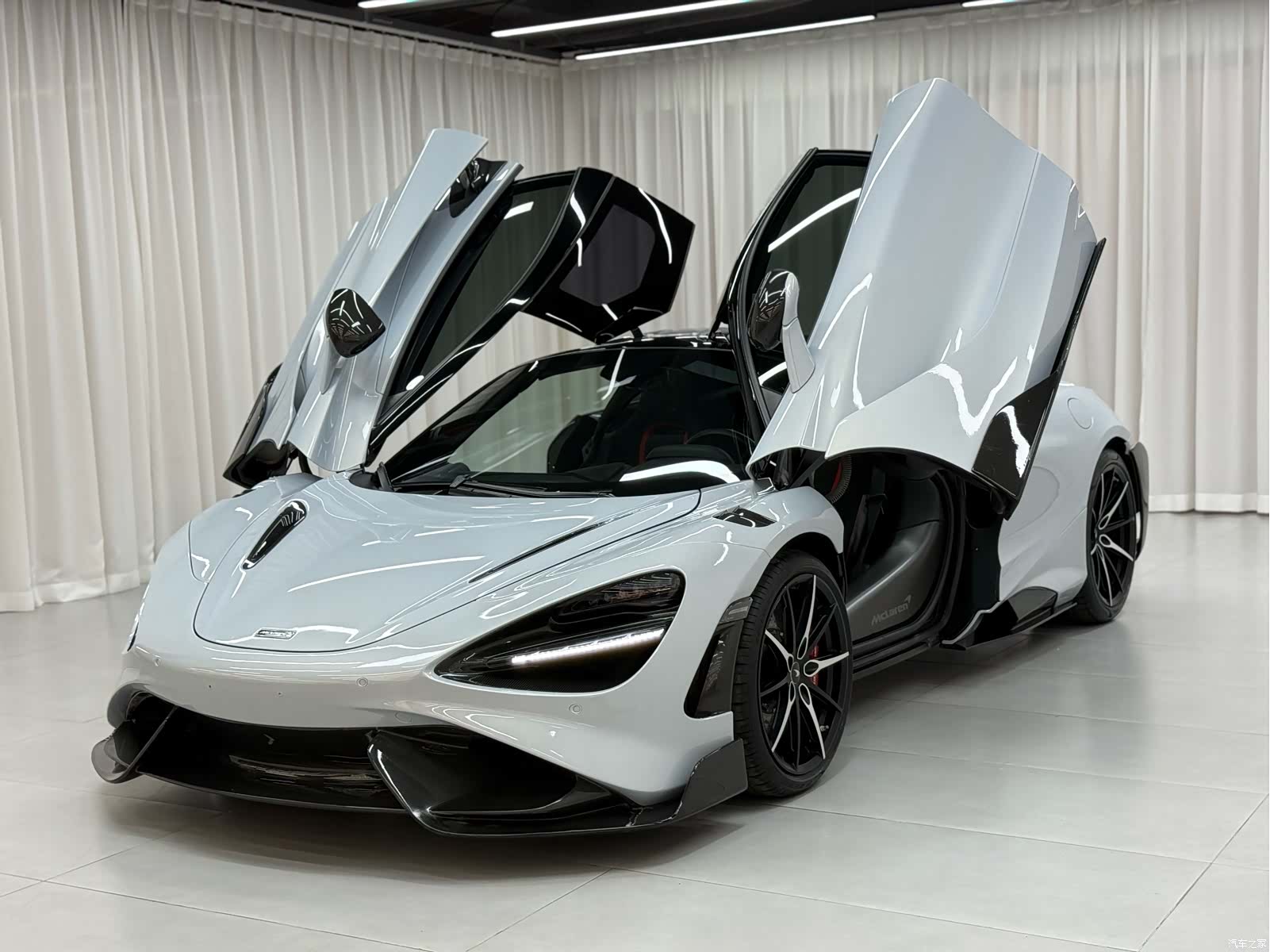 McLaren 720S, 2019 2