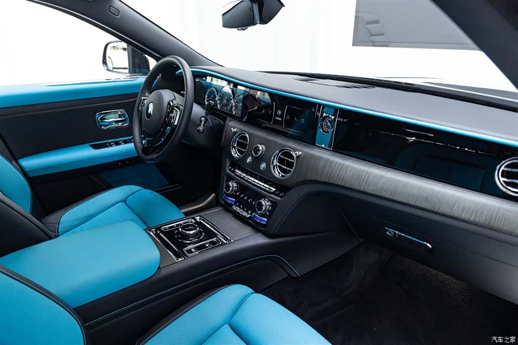 Rolls-Royce Ghost, 2023 17