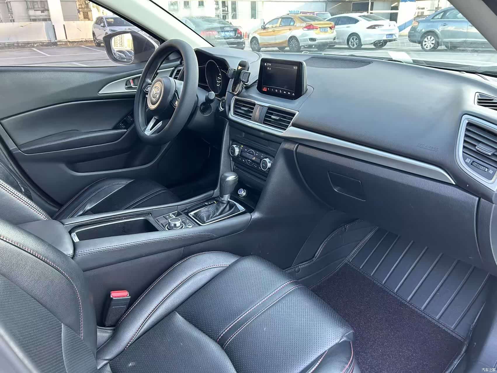 Mazda Mazda3, 2019 18