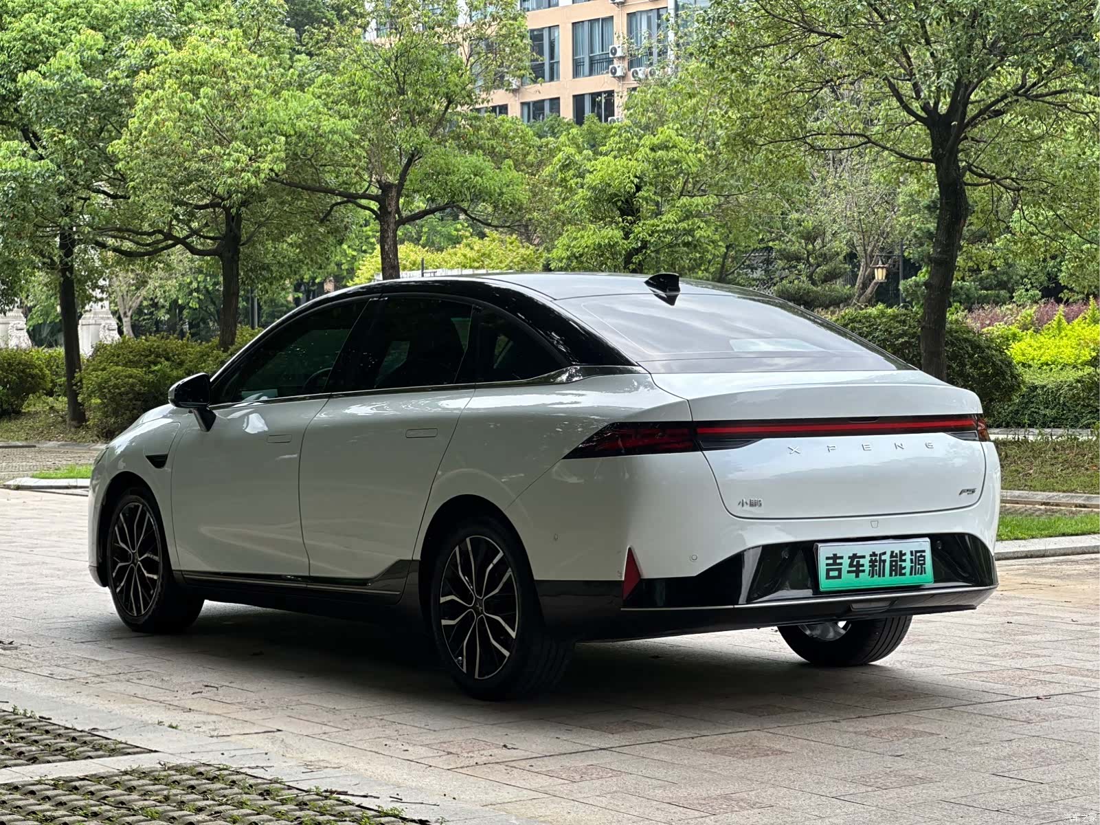 Xpeng P5, 2022 6