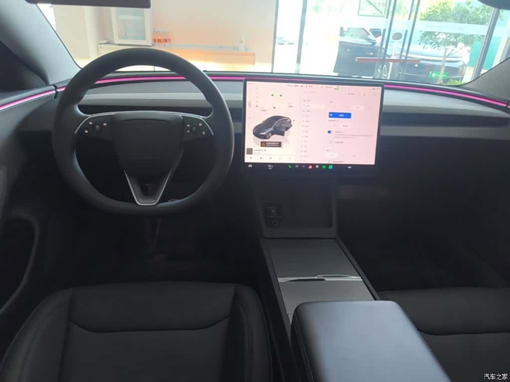 Tesla Model 3, 2024 6