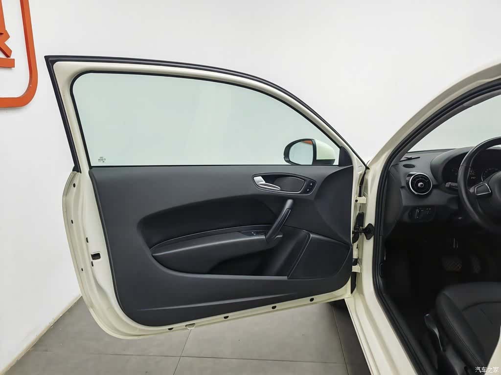 Audi A1, 2013 8