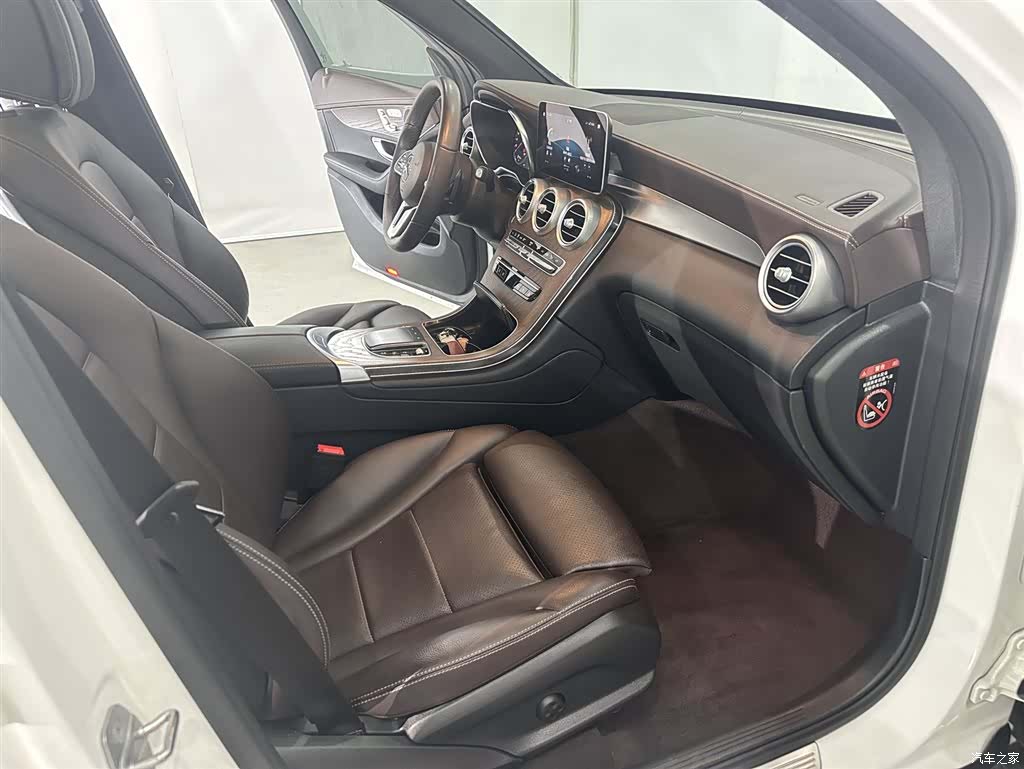 Mercedes-Benz GLC, 2023 8