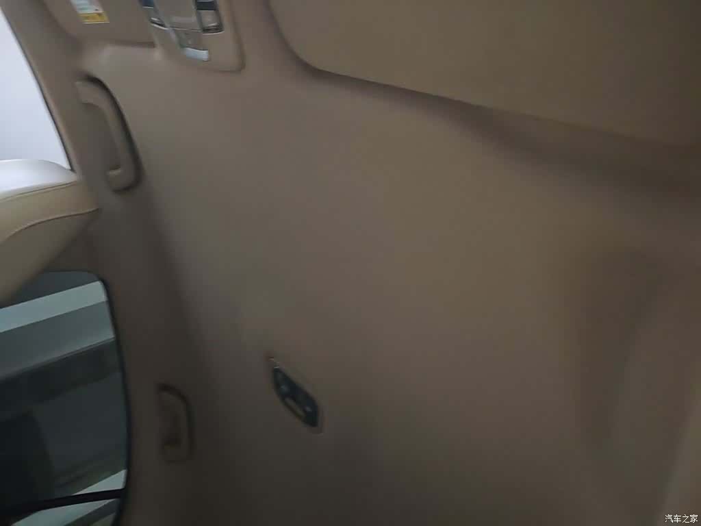 Geely Emgrand, 2019 18