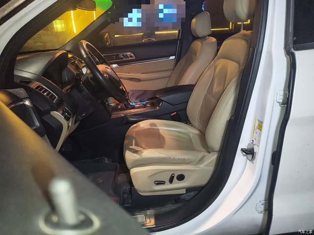 Ford Explorer, 2016 8