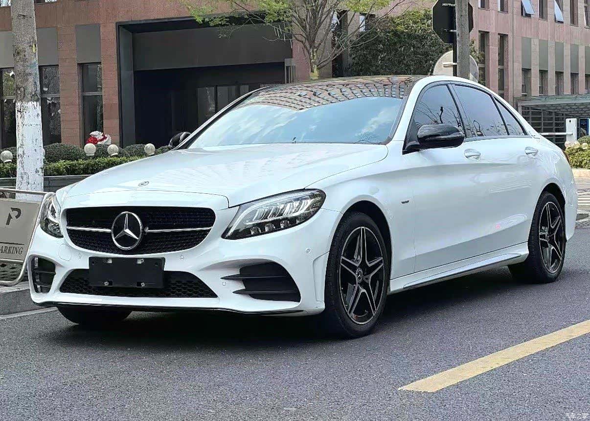 Mercedes-Benz C-Class, 2021 1