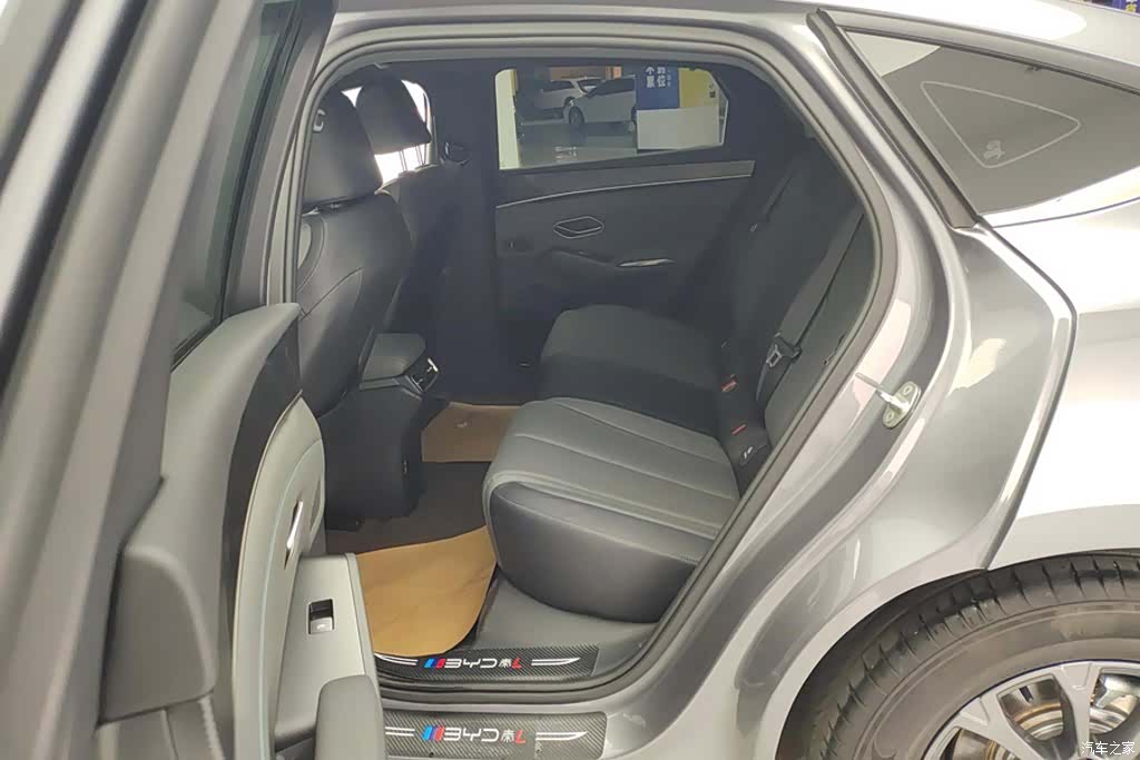 BYD Qin, 2024 11