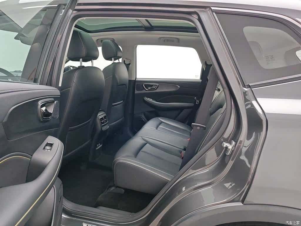 Roewe RX5, 2022 15