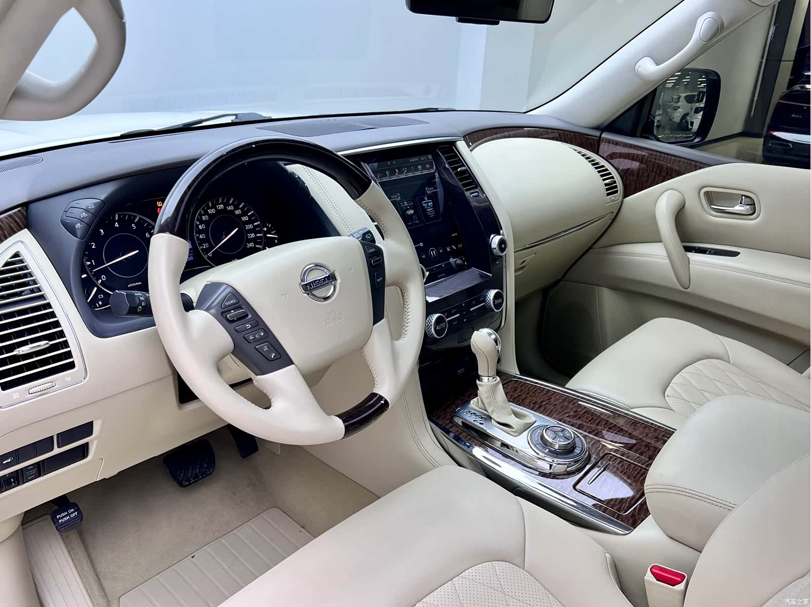 Nissan Patrol, 2018 все фото