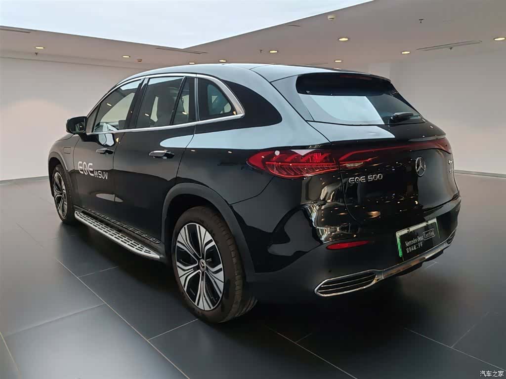 Mercedes-Benz EQE, 2025 6