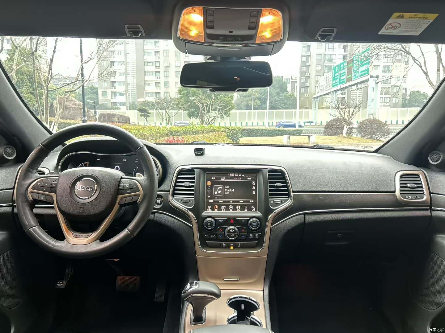 Jeep Grand Cherokee, 2017 4