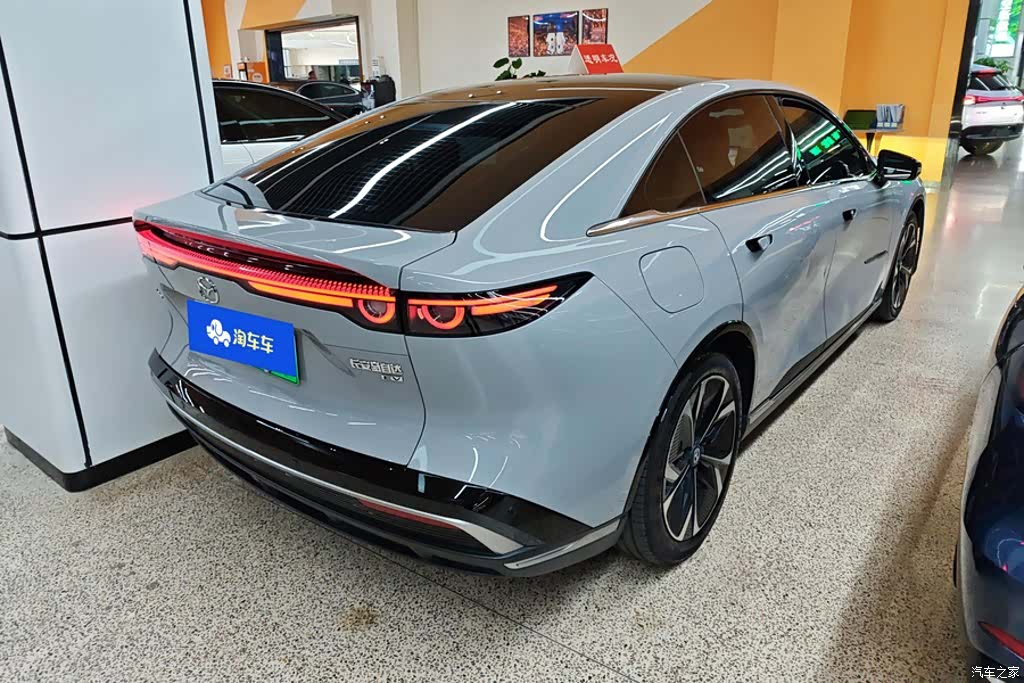 Mazda EZ-6, 2024 3