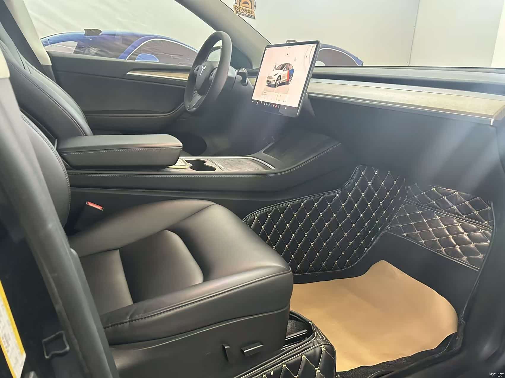 Tesla Model Y, 2022 16