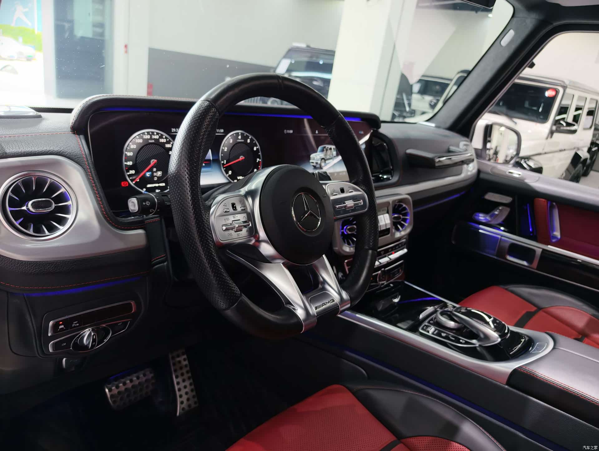 Mercedes-Benz G-Class, 2019 8