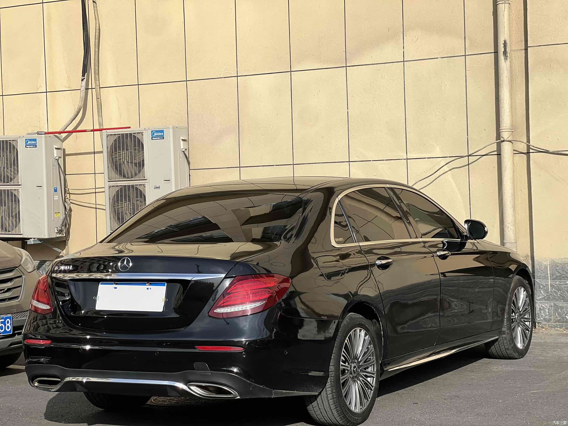 Mercedes-Benz E-Class, 2019 4