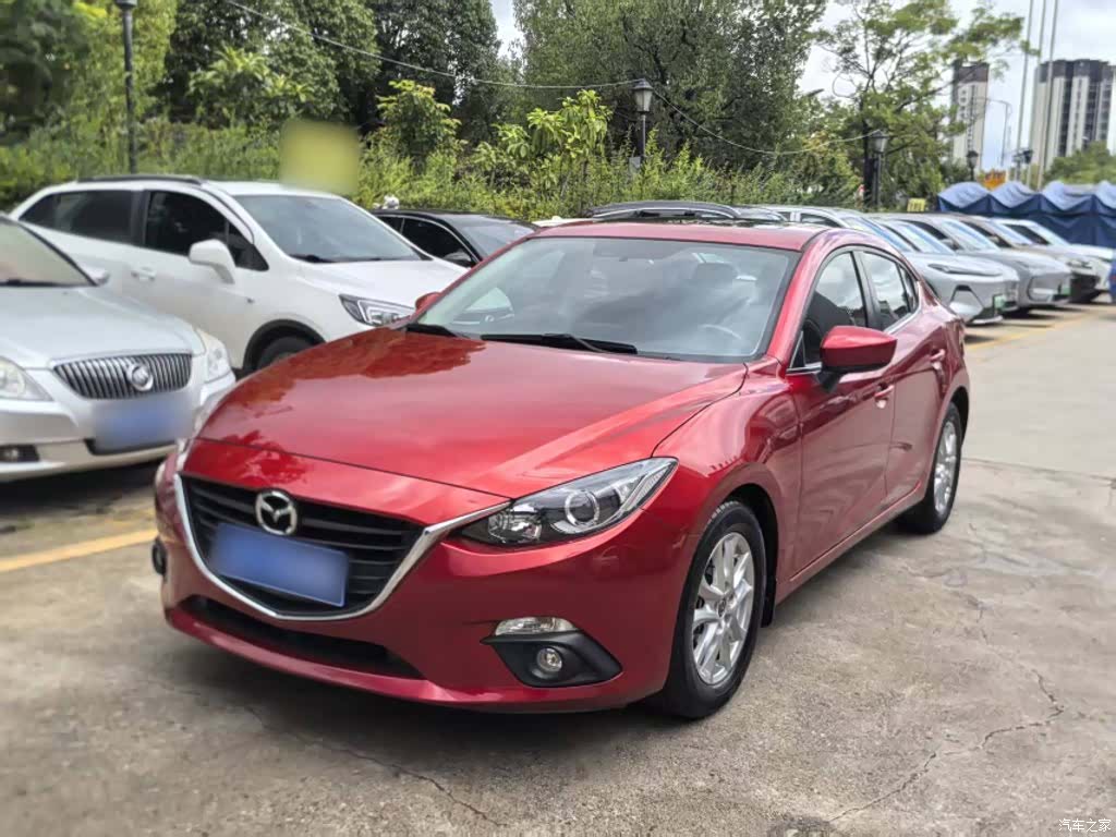 Mazda Mazda3, 2015 2