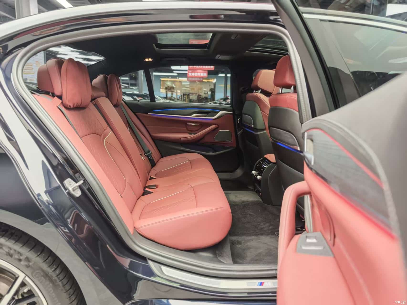 BMW 5 Series, 2024 10