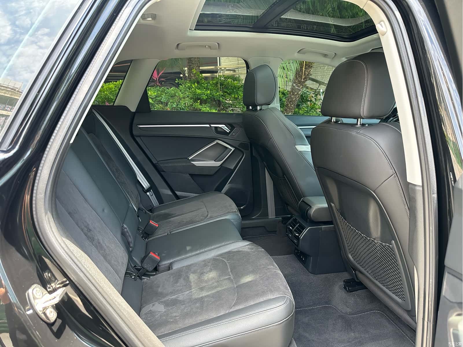 Audi Q3, 2021 13
