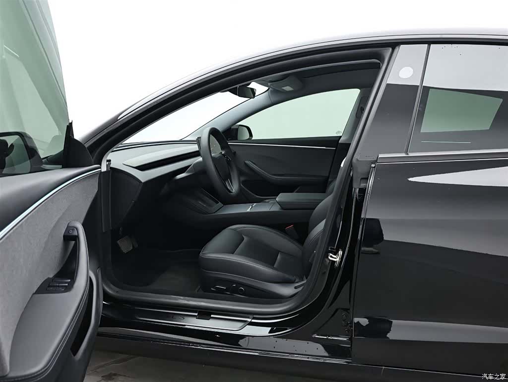 Tesla Model 3, 2023 12