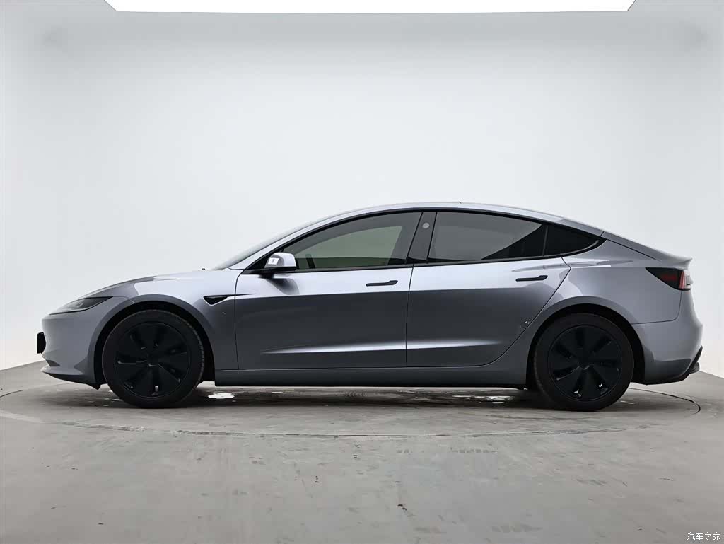 Tesla Model 3, 2025 все фото