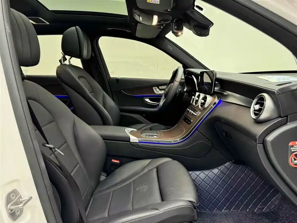 Mercedes-Benz GLC Mercedes-Benz GLC
