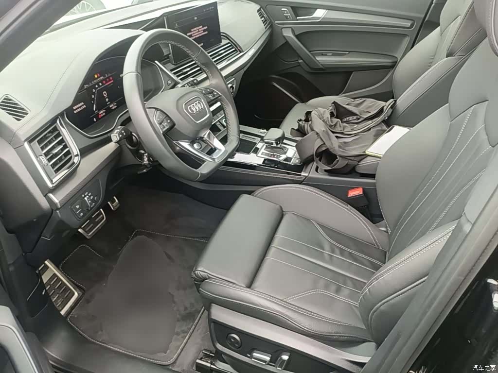 Audi Q5L, 2024 22