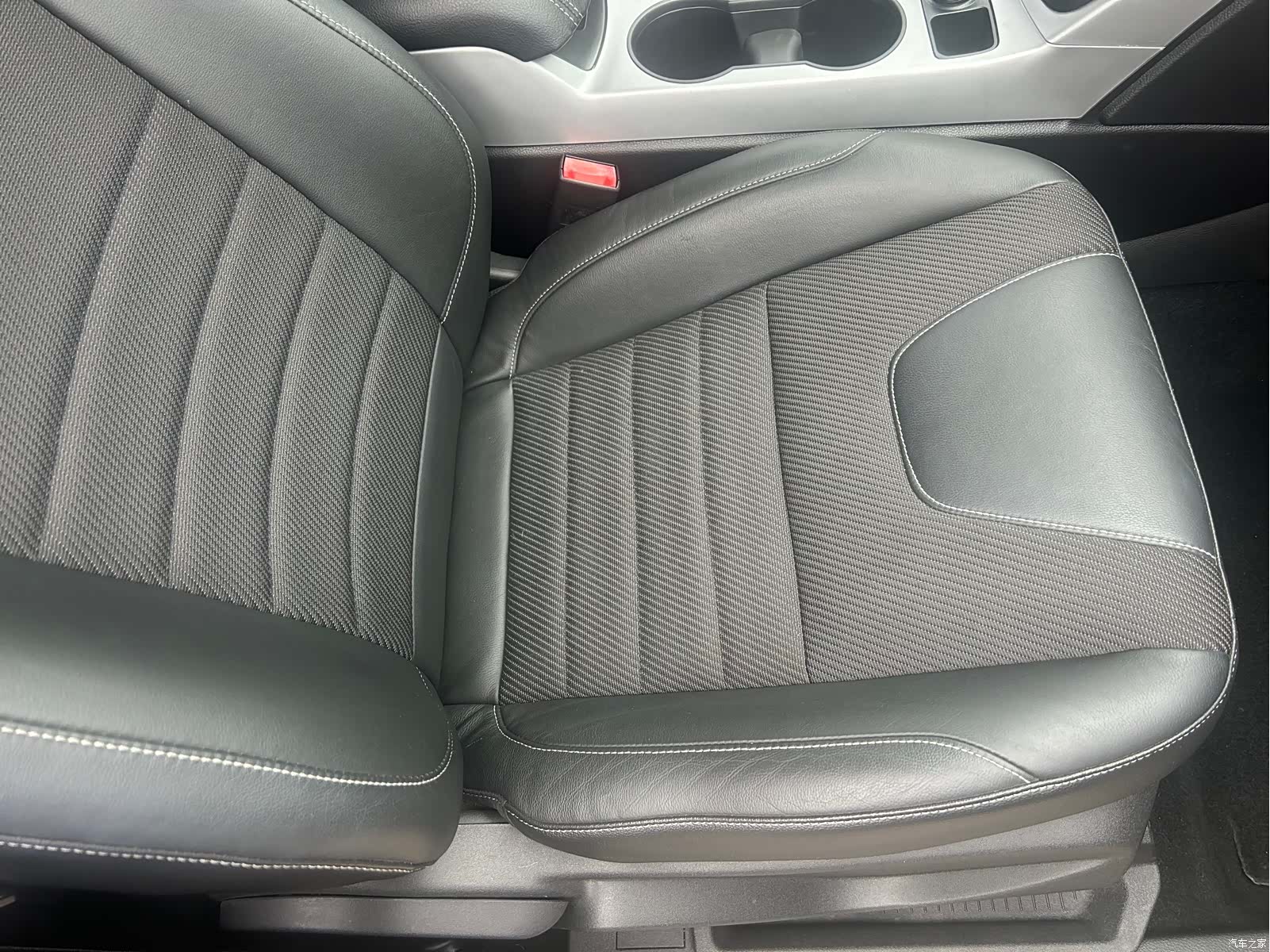 Ford Kuga, 2016 30