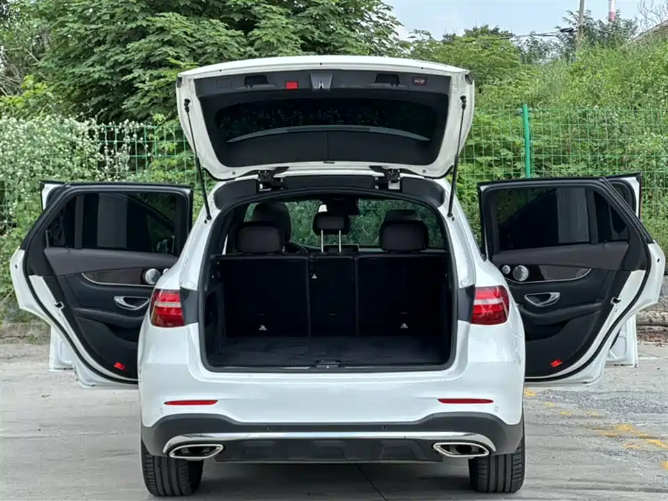 Mercedes-Benz GLC Mercedes-Benz GLC