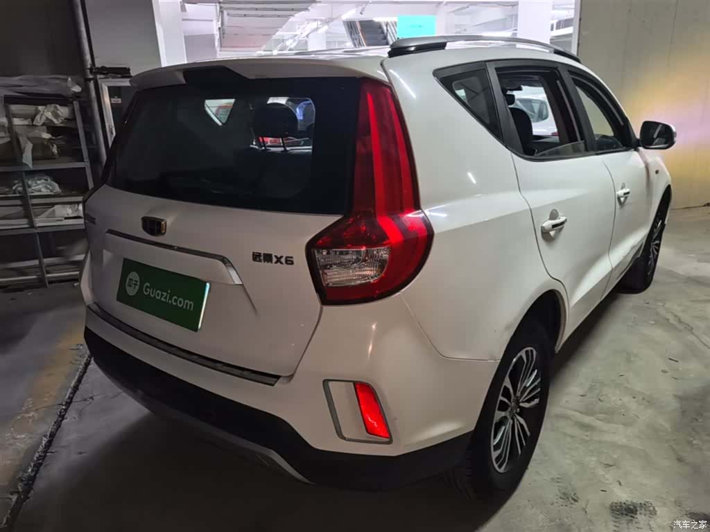Geely X6, 2017 7