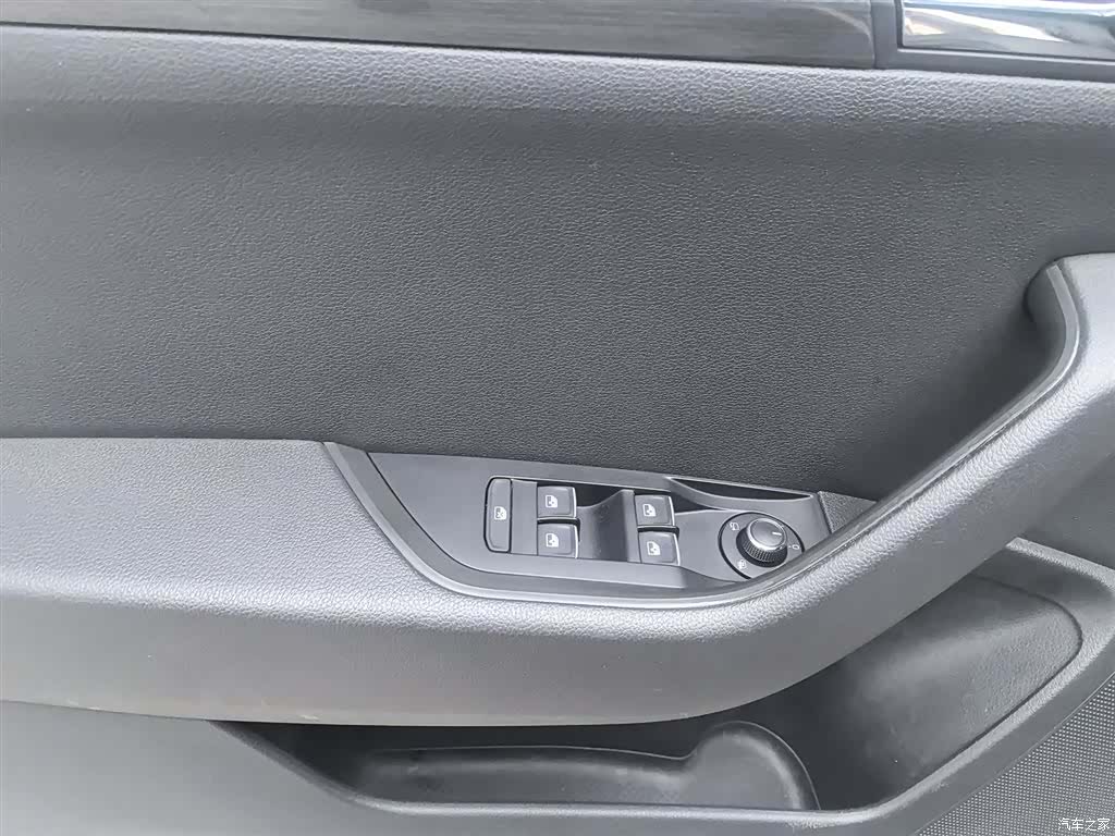 Skoda Superb, 2017 9