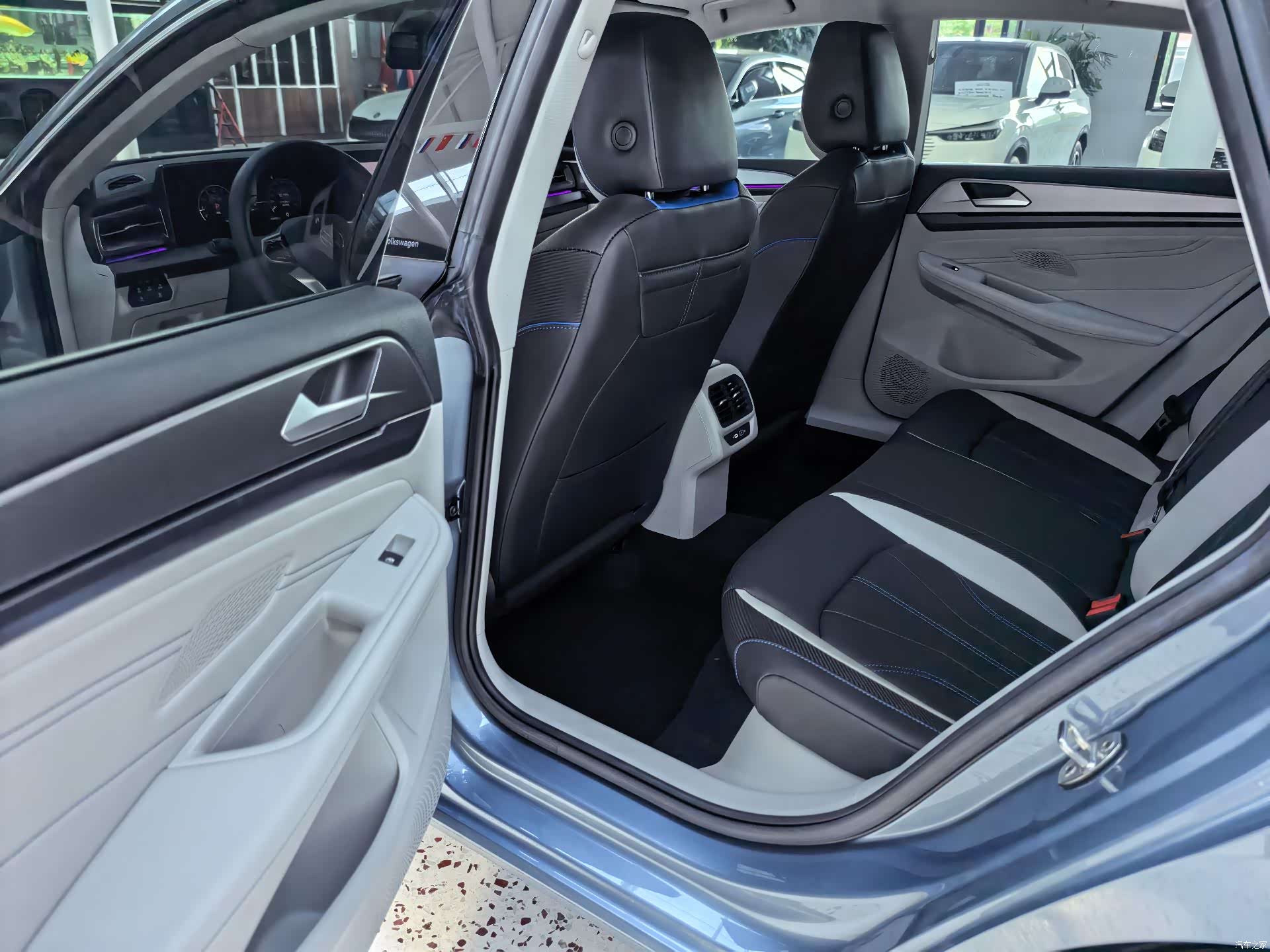 Volkswagen Lamando, 2022 10