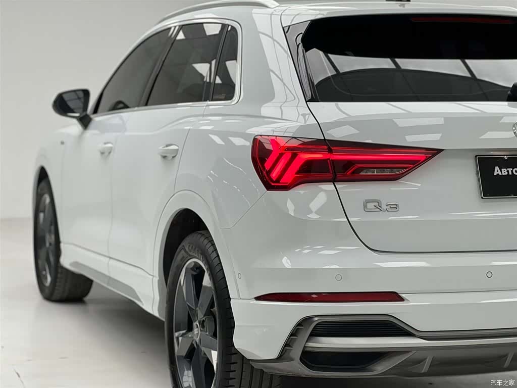 Audi Q3, 2022 17
