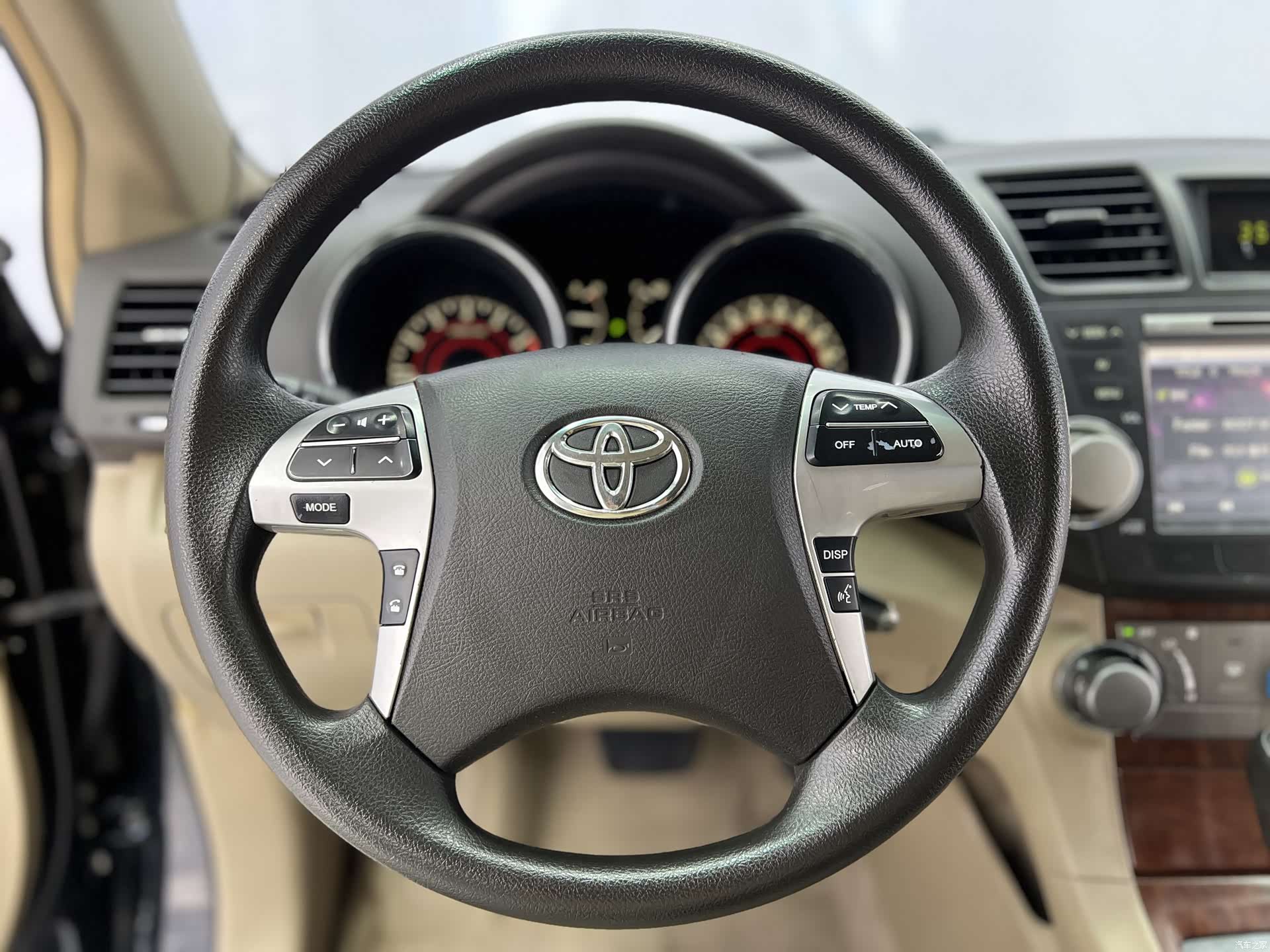 Toyota Highlander, 2013 12