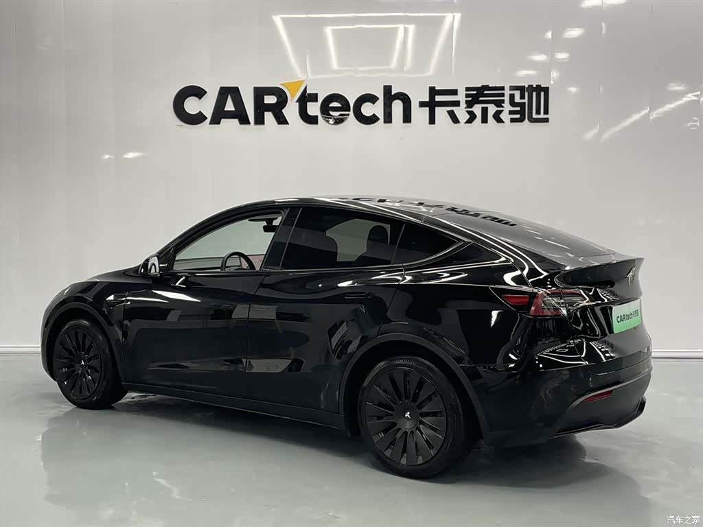Tesla Model Y, 2022 6