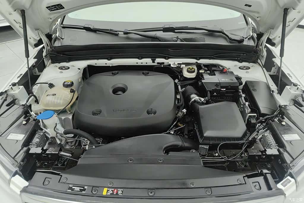 Volvo XC40, 2021 10