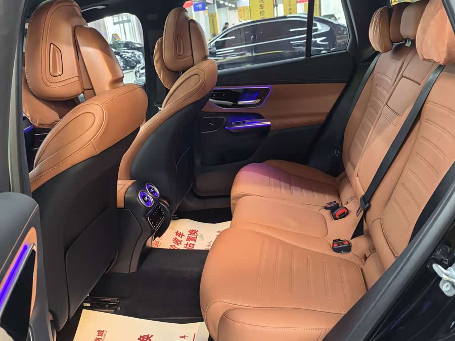 Mercedes-Benz GLC-Class 2025, фото 7