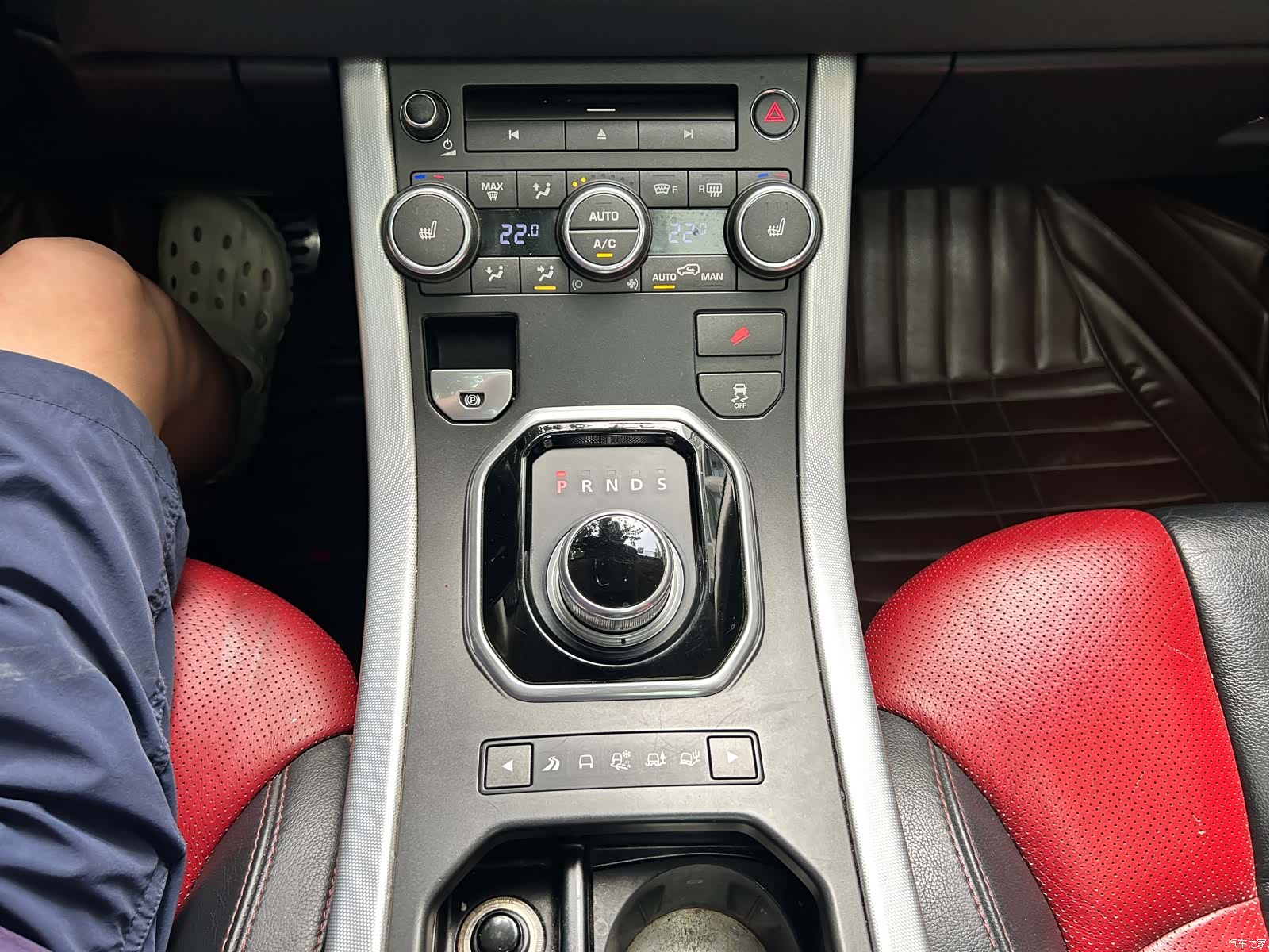 Land Rover Range Rover, 2012 12
