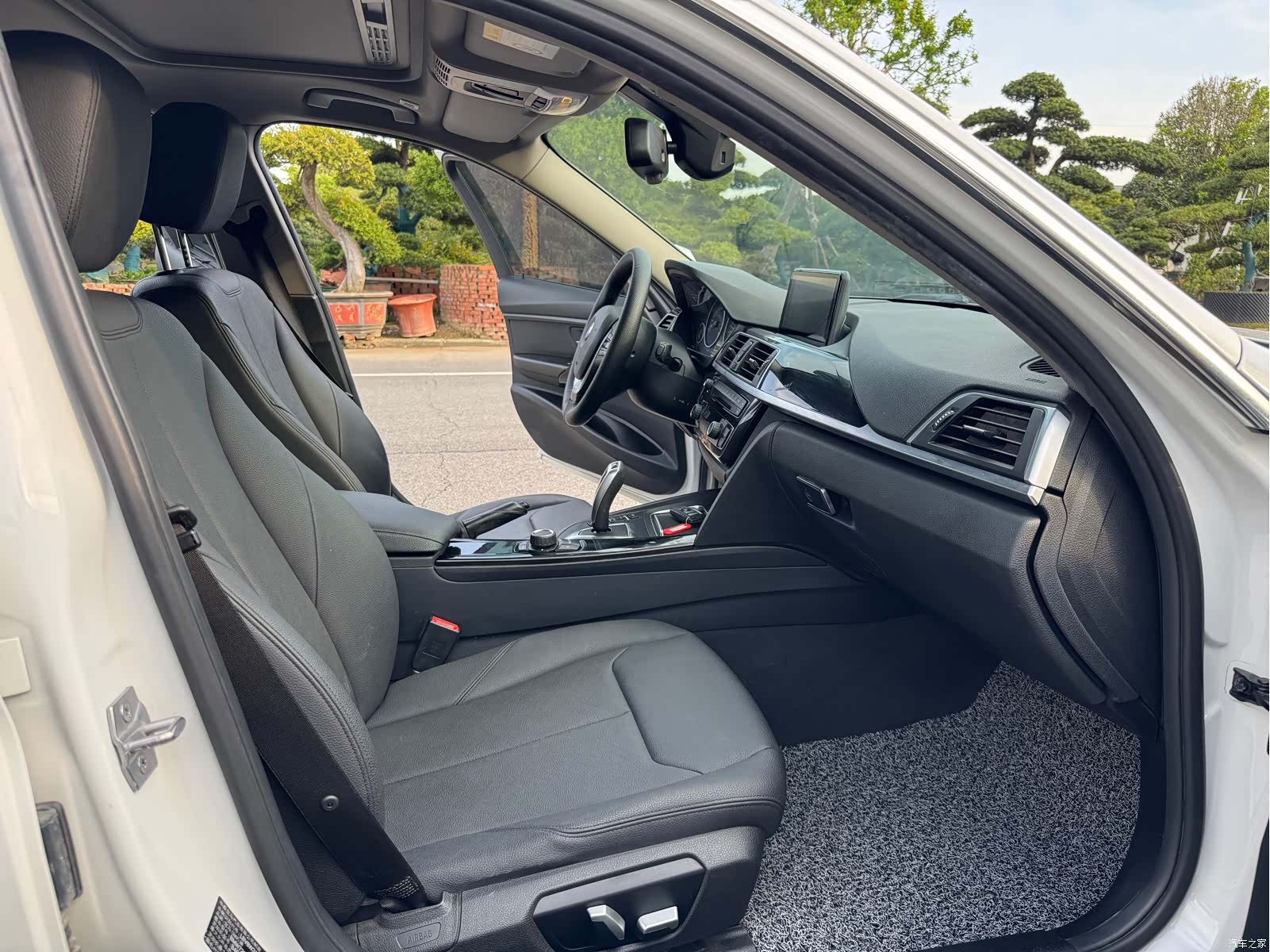 BMW 3 Series, 2017 7