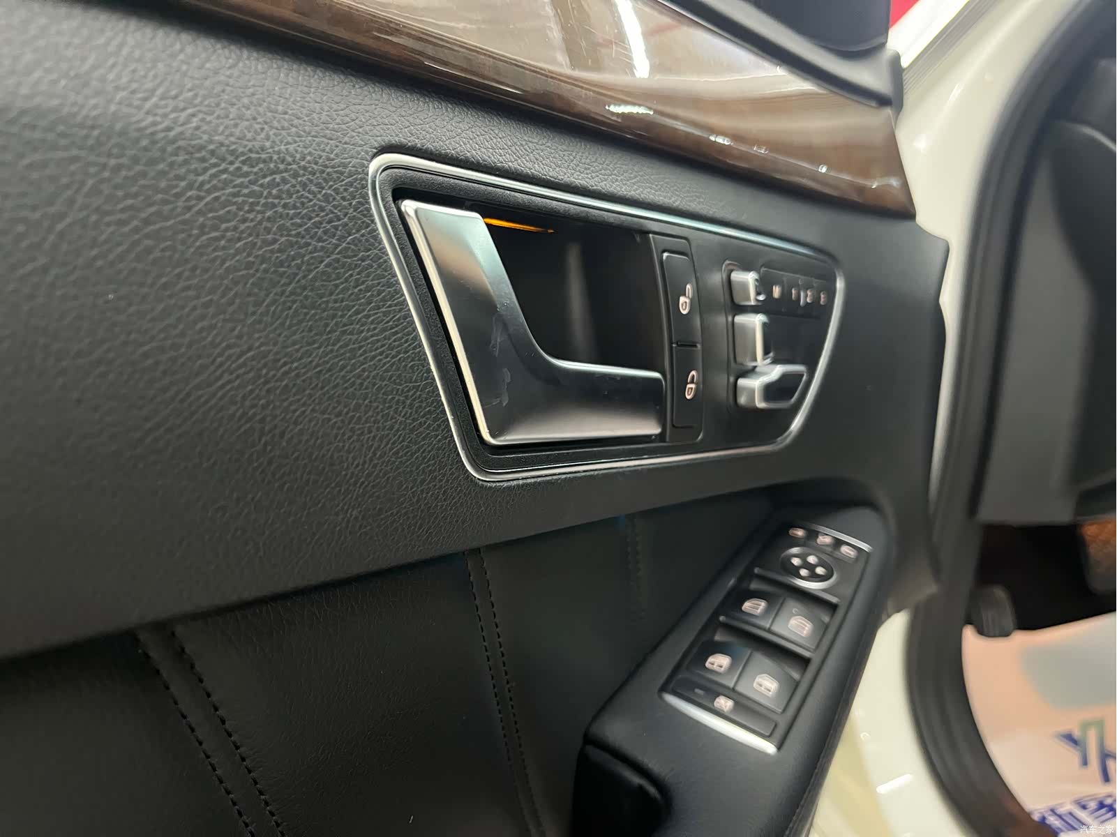 Mercedes-Benz E-Class, 2014 9