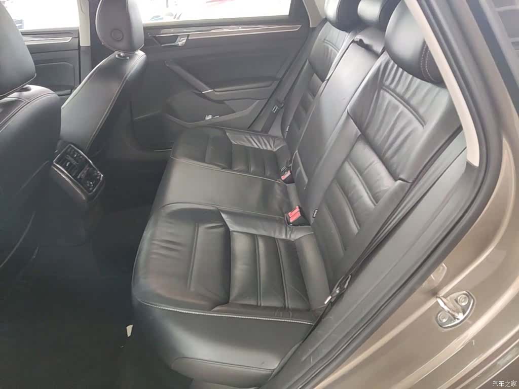 Volkswagen Passat, 2017 17